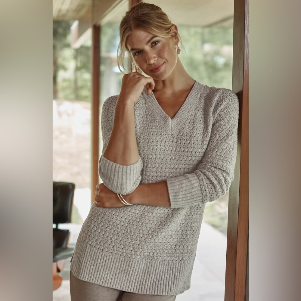 J. Jill Relaxed Open Knit V Neck Layering Casual Cozy Sweater Gray Beige Women’s